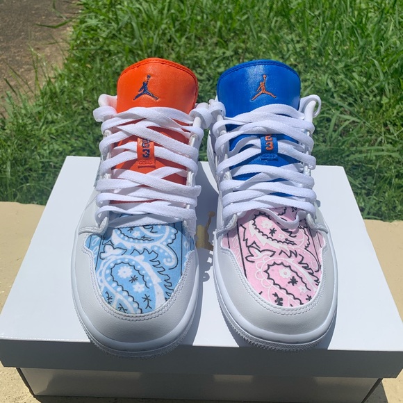 Selling my custom shoe - Picture 2 of 4